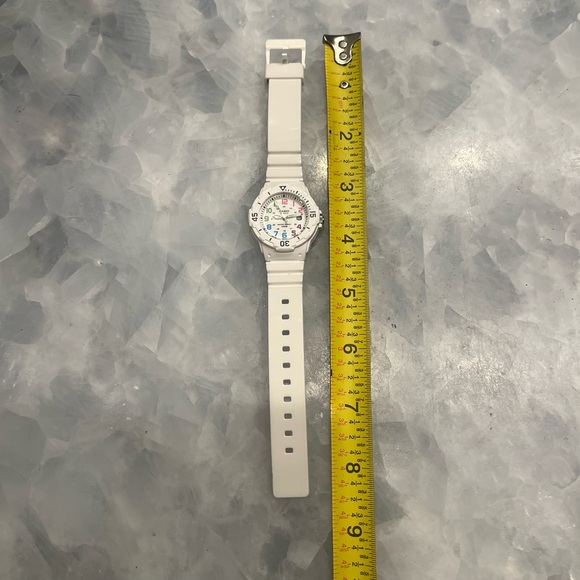 Casio white band, multicolor face - Picture 5 of 5